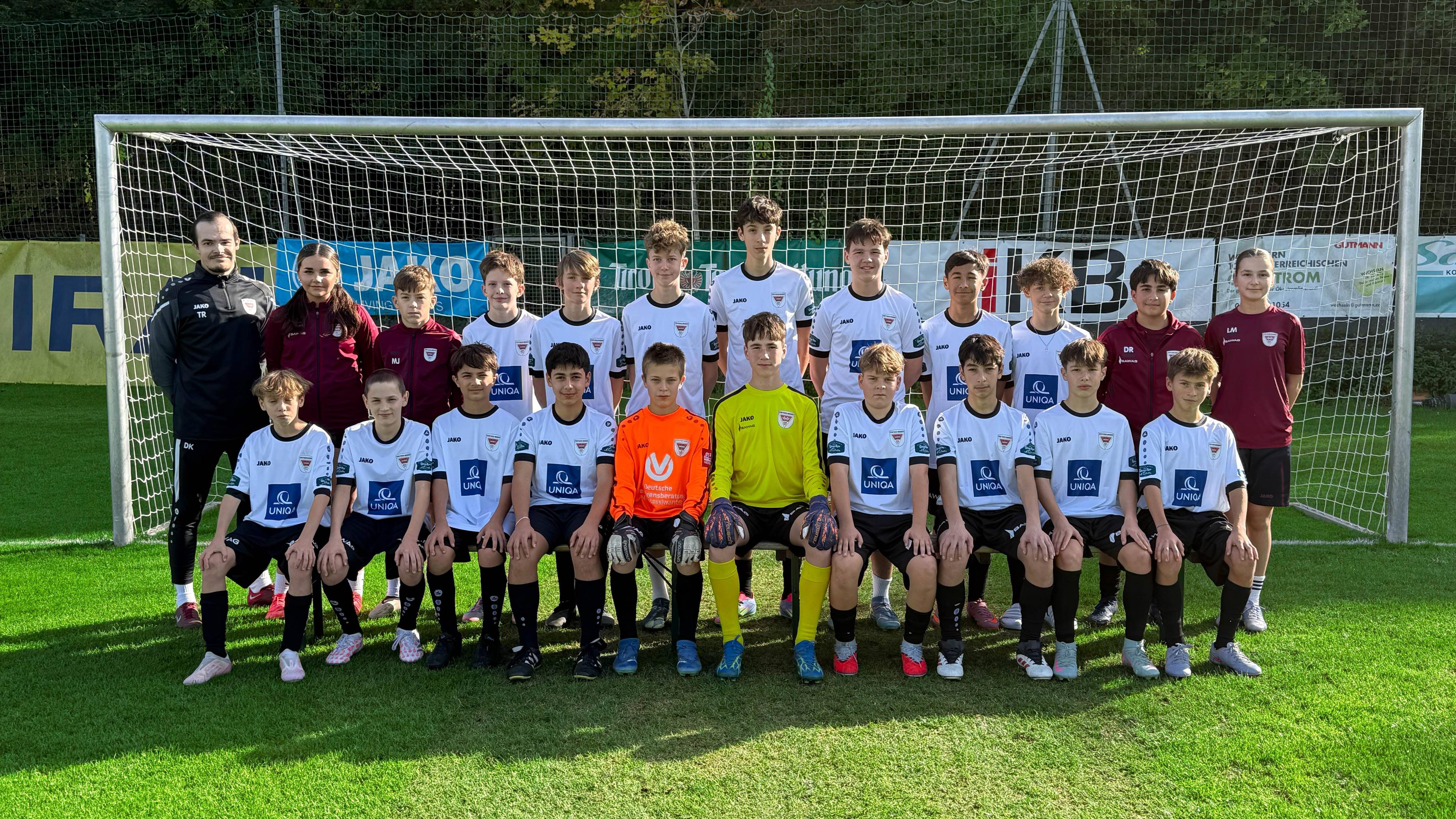 U15